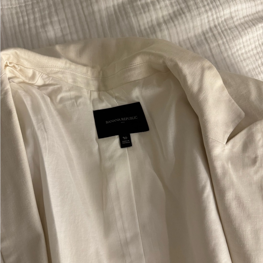 Banana Republic Long and Lean Linen Blazer